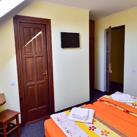 Bed and Breakfast Gyongyvirag Panzio à Turia Extérieur photo
