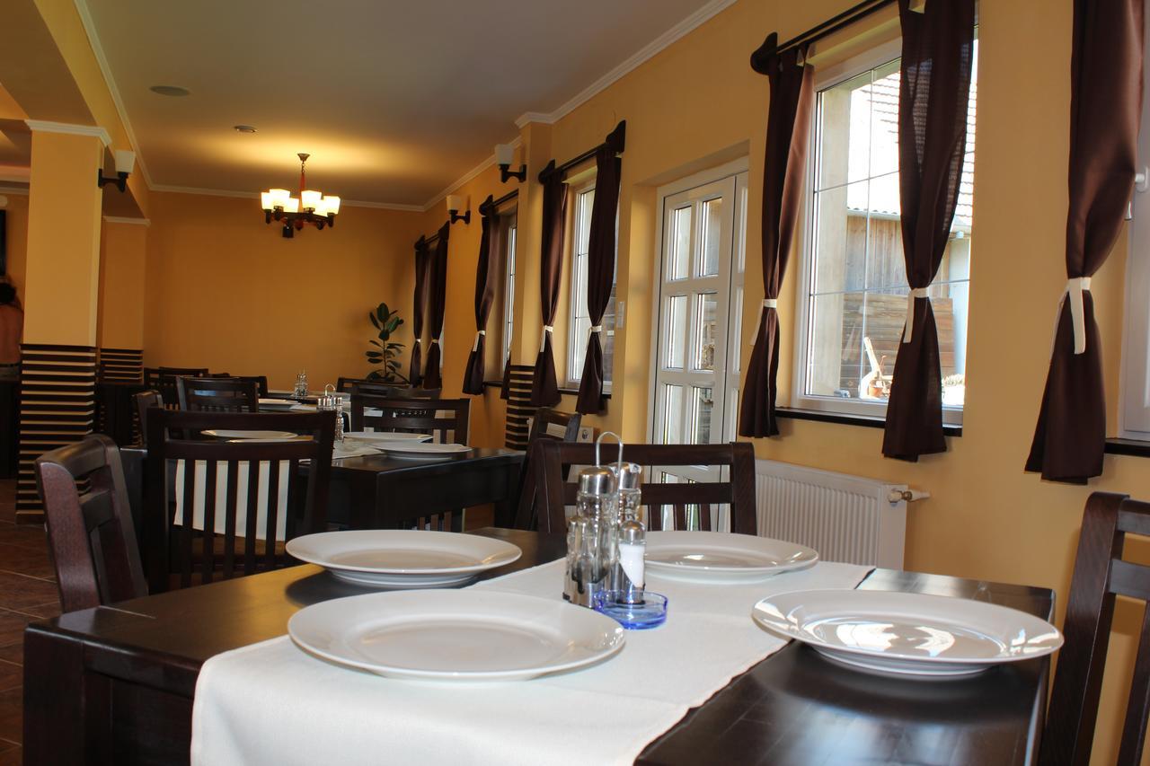 Bed and Breakfast Gyongyvirag Panzio à Turia Extérieur photo