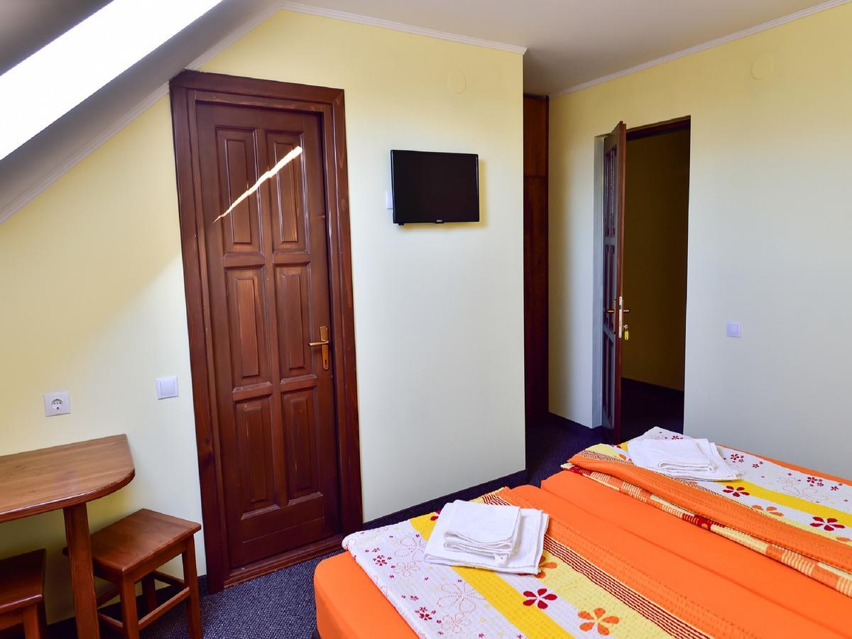 Bed and Breakfast Gyongyvirag Panzio à Turia Extérieur photo